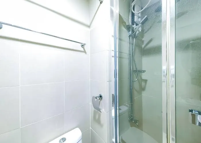Citispace 1br Condotel At Fame Residences #fm02a Manila